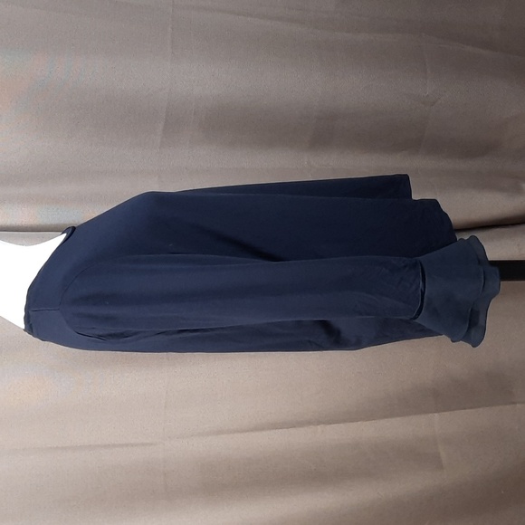 Margittes dark navy long sleeve bell cuff top shirt, size large (DE size 42). - Picture 4 of 7